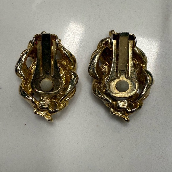 Vintage Gold and Black-Toned Rectangular Earrings - Picture 2 of 2